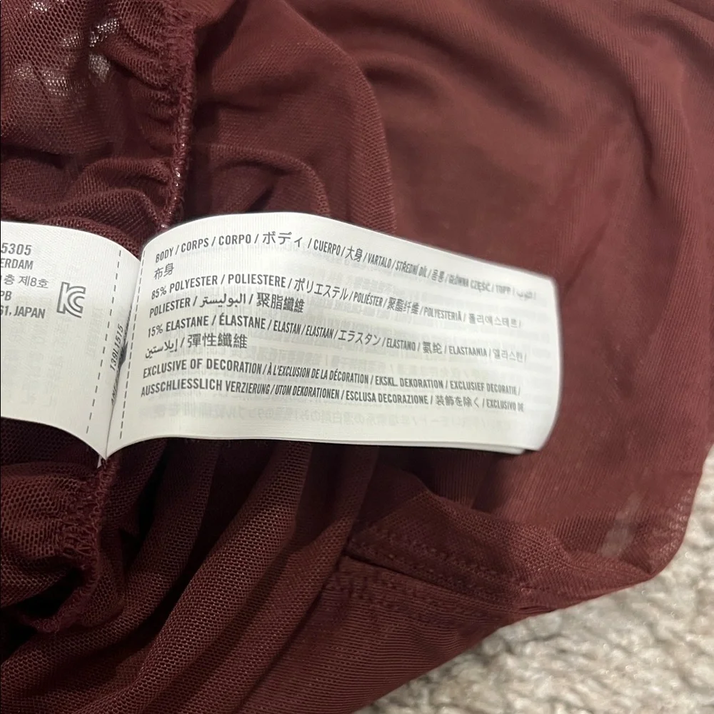 Abercrombie & Fitch Burgundy Muscle Tee - Picture 4 of 6